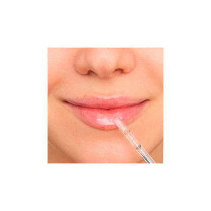 Essence What The Fake! Glass Shine Plumping Lip Filler – 01 Oh So Glassy