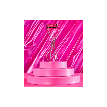 Essence Recourbe-Cils