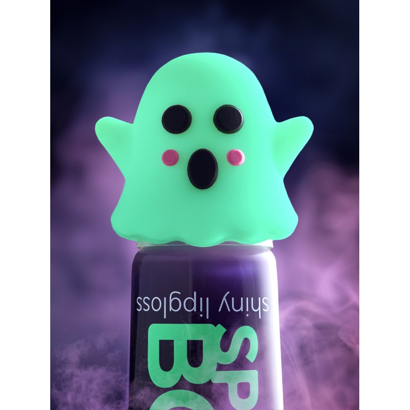 Essence Spooky Bomb Shiny Lipgloss – 01 BOO!berry kiss!